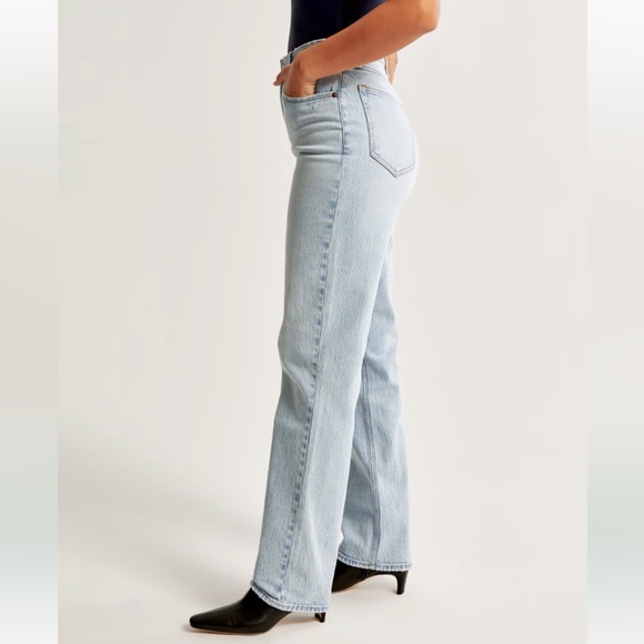 New Abercrombie & Fitch Curve Love Ultra High Rise 90s Straight Jean size 28 - Picture 9 of 14
